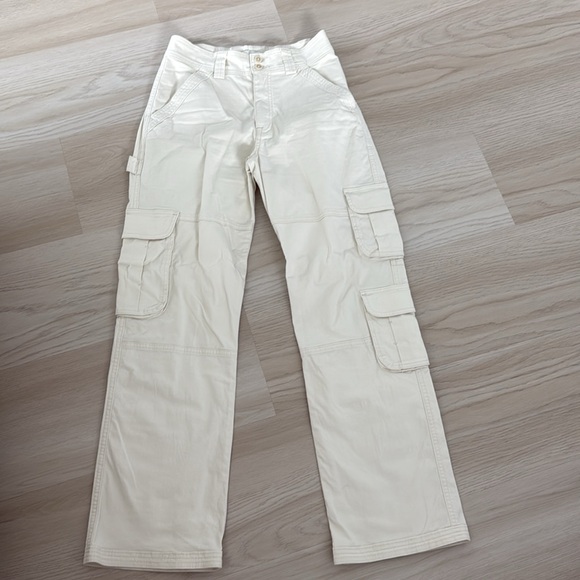 Abercrombie & Fitch Relaxed Cargo Pant - Picture 4 of 6
